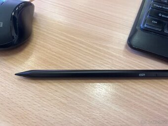 Stylus pro table