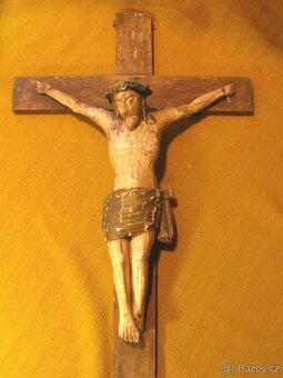 Soška KRISTA na kříži cca 200 let staré