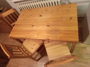 Jídelní set stůl + 4 židle