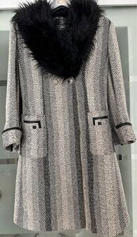 Dámský zimní kabát