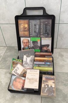 AUDIO KAZETY - KRYL/NEDVĚDI/BRONTOSAUŘI/DOBEŠ/TUČNÝ