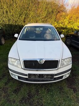 Škoda Octavia 2 předek