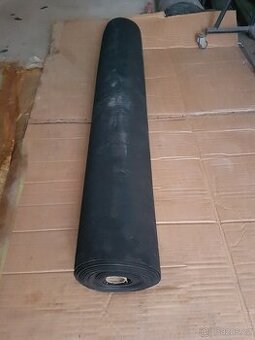 Rýhovaná pryžová podlahovina /podlaha / koberec