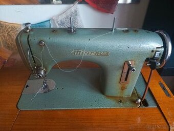 Šicí stroj Minerva 126