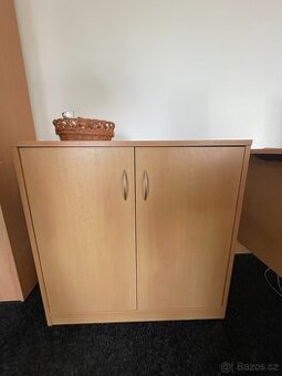 kancelářská skříň 80×45