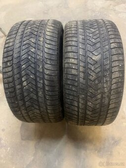 Zimní pneu 325/40/22