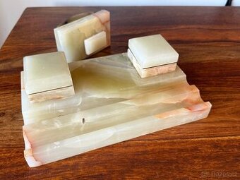 Starožitný mramorový kalamář s kolébkou na piják - ONYX