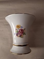 Vazicka (royal Dux )