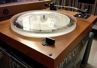 Gramofon Tesla nc-450