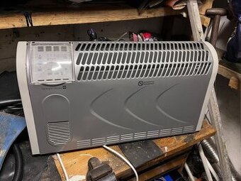 konvektorový přímotop Tarrington House