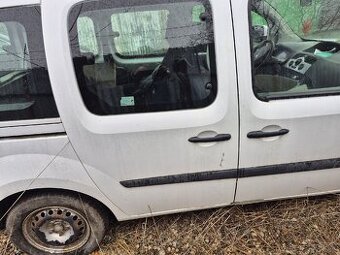 Renault Kangoo II dveře pravé šoupačky 2011