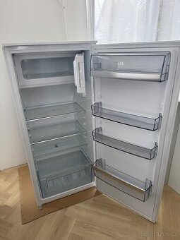Lednice s mrazákem AEG