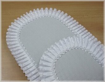 Peřinky- plymo do kočárku černý puntík s krajkou