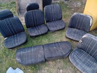 Sedačky a a plechy Škoda 120