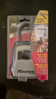 Bezpečnostní schránka Master Lock 5400EURD