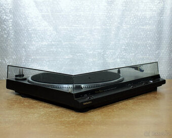 Gramofon Technics.