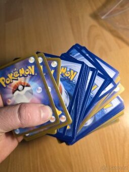 Pokémon karty