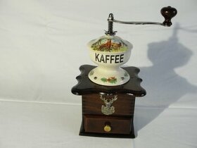 Porcelánový, stolní, zrenovovaný mlýnek na kávu - jelen