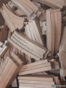 Dřevěné koleje - vláčkodráha 50 kusů + vláček DOPRAVA ZDARMA