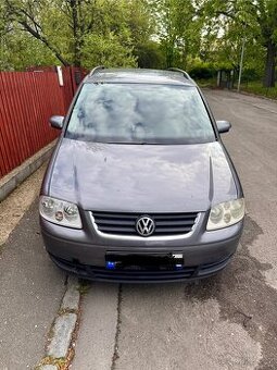 VW Touran 1.9 TDI (77 kW), r.v. 2005(BKC) nepojízdný