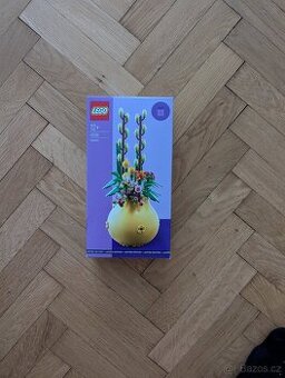 LEGO 40588 Květináč