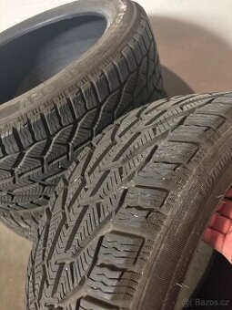 Zimní pneu 225/45 R18 Kormoran – TOP STAV, jen 1 sezóna