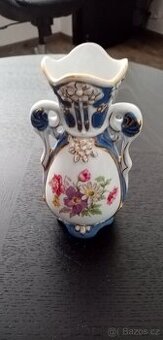 Vázička Royal Dux Bohemia