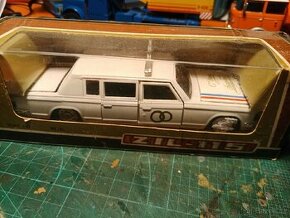 Model CCCP Zil 1:43