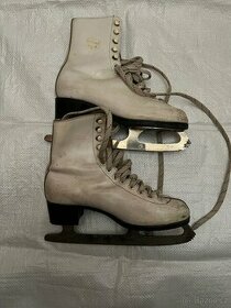 Brusle lední dívčí vel. 36 zn. Botas - 1