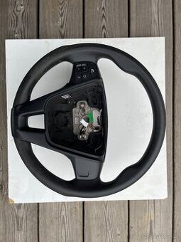 Prodám volant na Volvo V40, z vozu r.v. 2013
