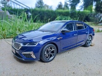 1:18 Škoda