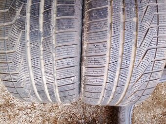 285/30/19 98v Pirelli - zimní pneu 2ks