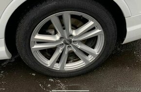Alu 20 org.AUDI Q7 Jako nové
