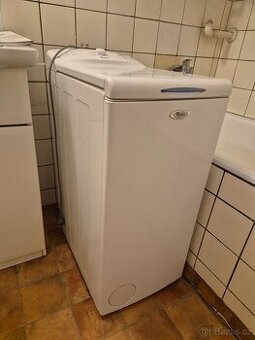Pračka na horní plnění Whirlpool AWE 7316 šířka 40cm. 5,5 kg