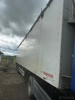 Reisch návés s posuvnou podlahou / walkingfloor 92m3