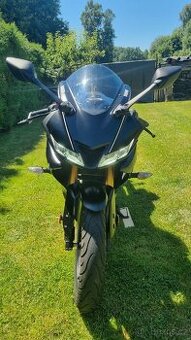 Yamaha YZF - R 125
