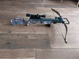 Reflexni Kuše Excalibur Axiom