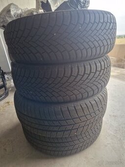 Zimní pneu 205/60 R16 XL 90%
