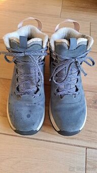 QUECHUA nepromokavé kožené zimní boty - vel. 36