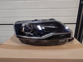 Pravý přední xenon Škoda Rapid facelift