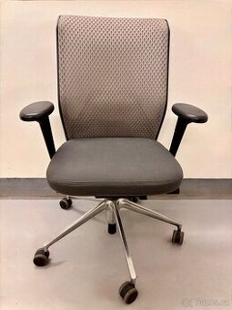 Kancelářská židle Vitra ID Mesh