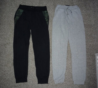 2x tepláky vel 140-146 H&M,cena za oboje - 1
