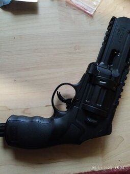 Nová nevyužitá pistole