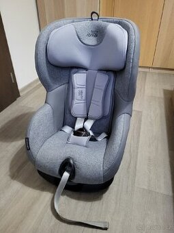Britax Römer TRIFIX² i-SIZE