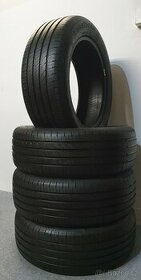 4x ZÁNOVNÍ 215/55 R17 Letní pneu Goodyear EfficientGrip