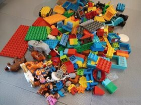 Lego Duplo několik stavebnic