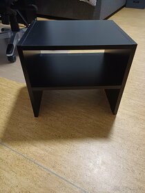 stoleček černý pod tiskárnu monitor nebo cokoliv - 1