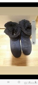 Bílá halenka,svetr ,zimní boty v.41-2 Kr.r.XL. - 1