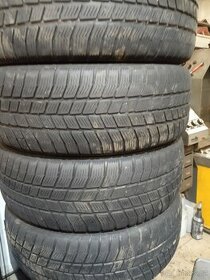 Zimní 215/60 R16 250kc - 1