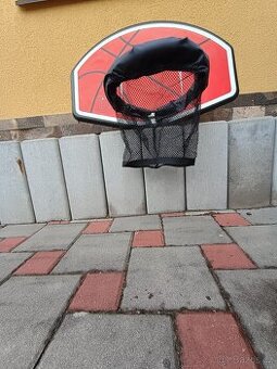 Domácí basketbalový koš